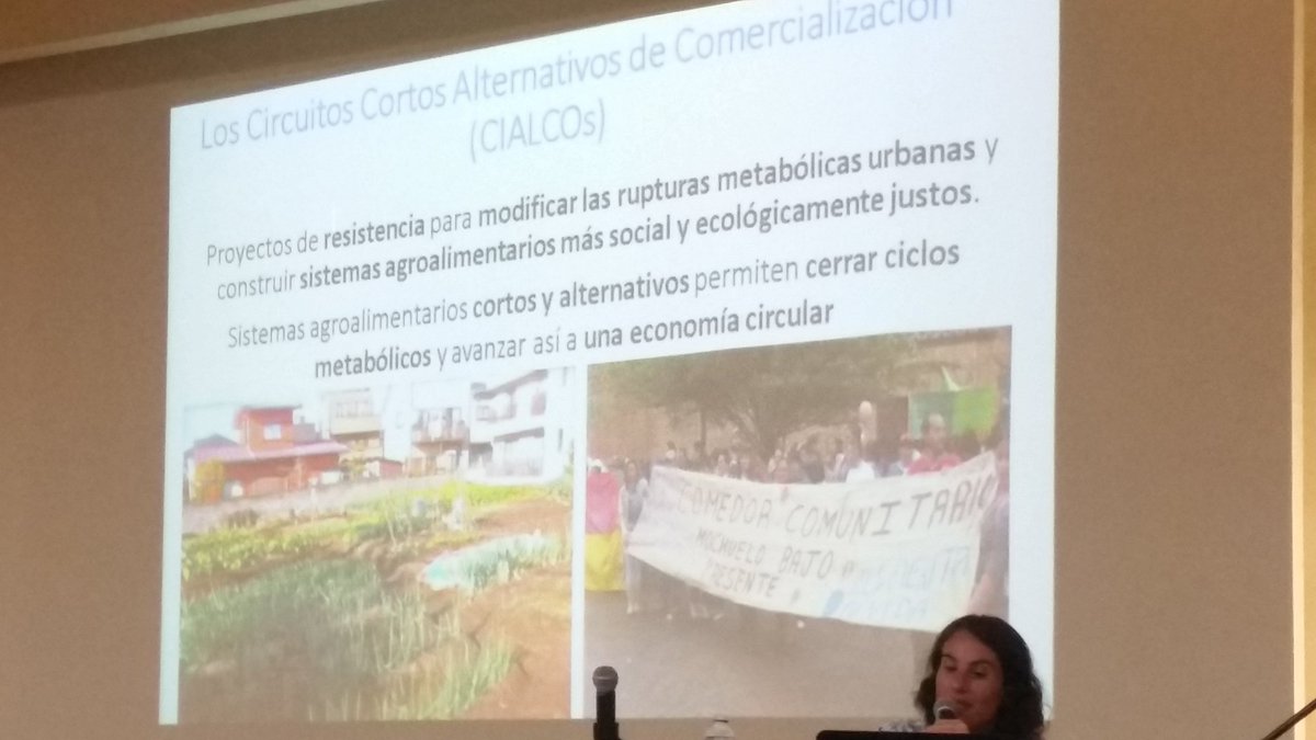 XimePonceLeon's tweet photo. Circuitos Cortos Alternativos de Comercialización tratados en @EncuentrosEPN #Habitat3 @EPNEcuador @MauricioProanio @rosaelviramunoz https://t.co/sQMsT15gnl