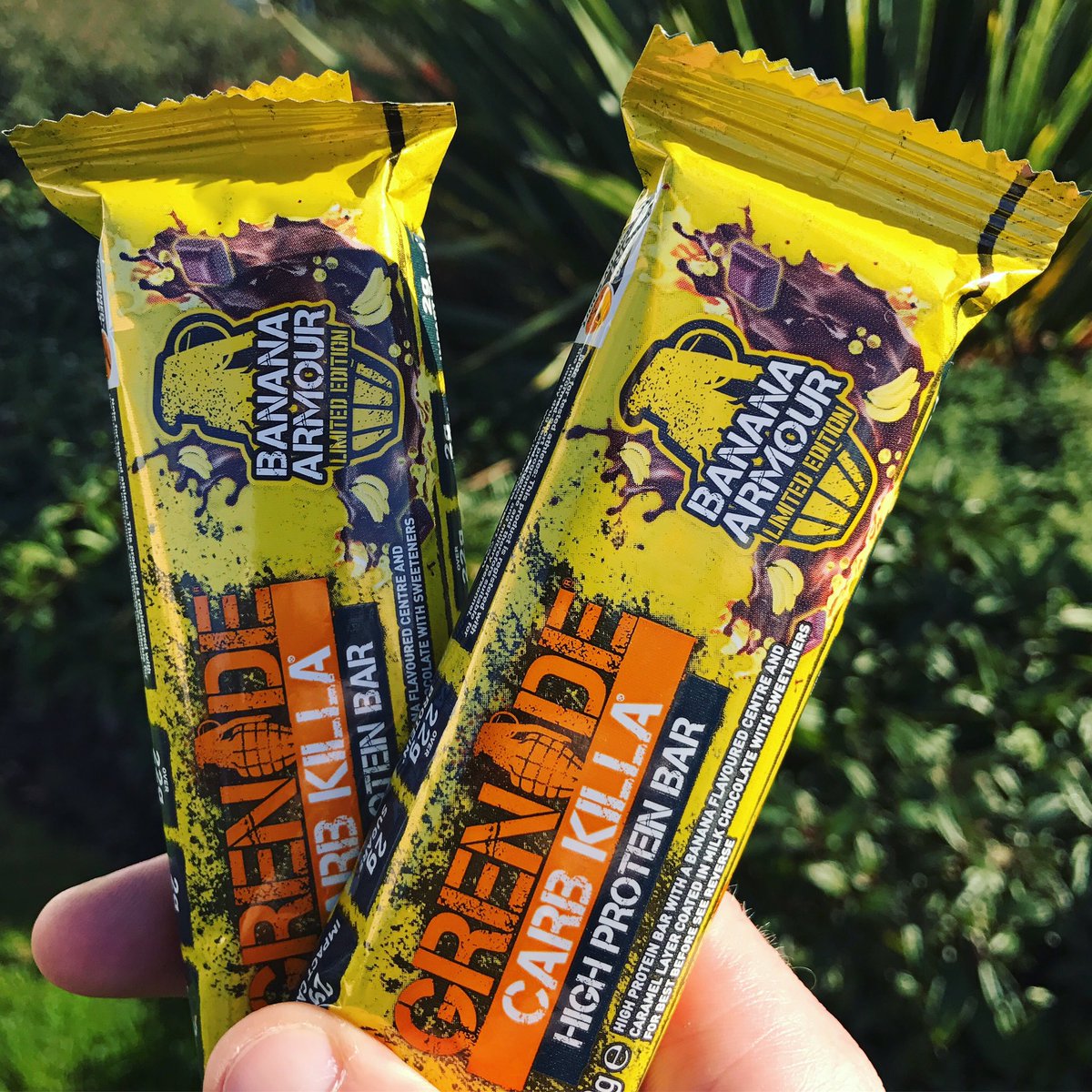 grenadeofficial's tweet photo. RT if you want to get your hands on these! 🍌🍌👌🏼👌🏼 

#carbkilla #bananaarmour https://t.co/GxhZqg6ikW