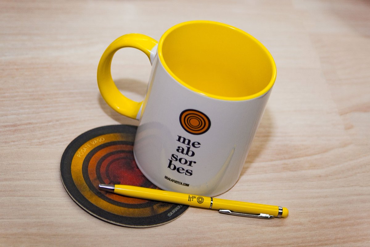 C3POusalafuerza's tweet photo. #OídoEnC3PO "Para saborear un café o escribir unas letras no hace falta ir a Harvard. Basta disfrutar el momento y dedicarle cariño..." https://t.co/0VnUjhc6fT