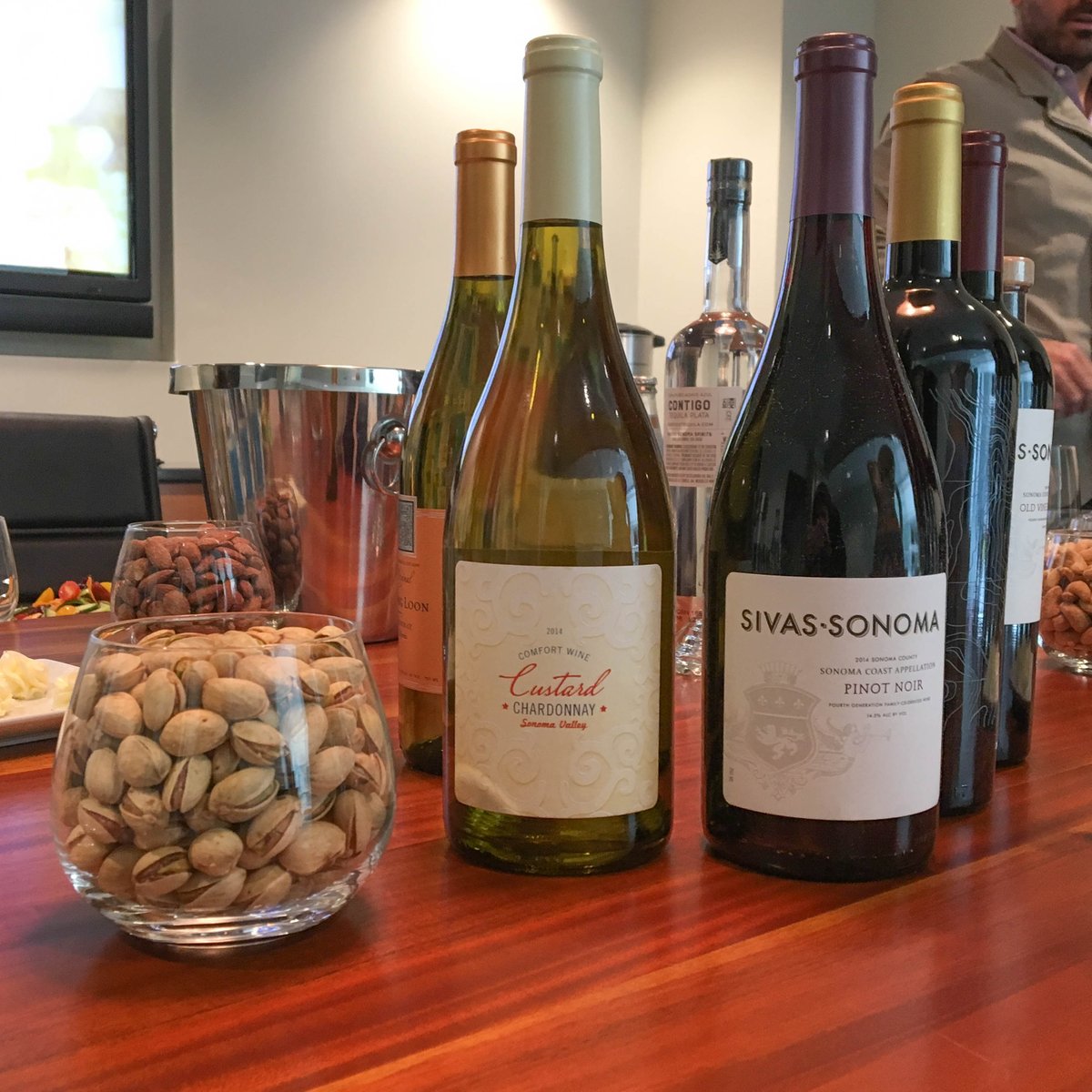 WineEnthusiast tweet media