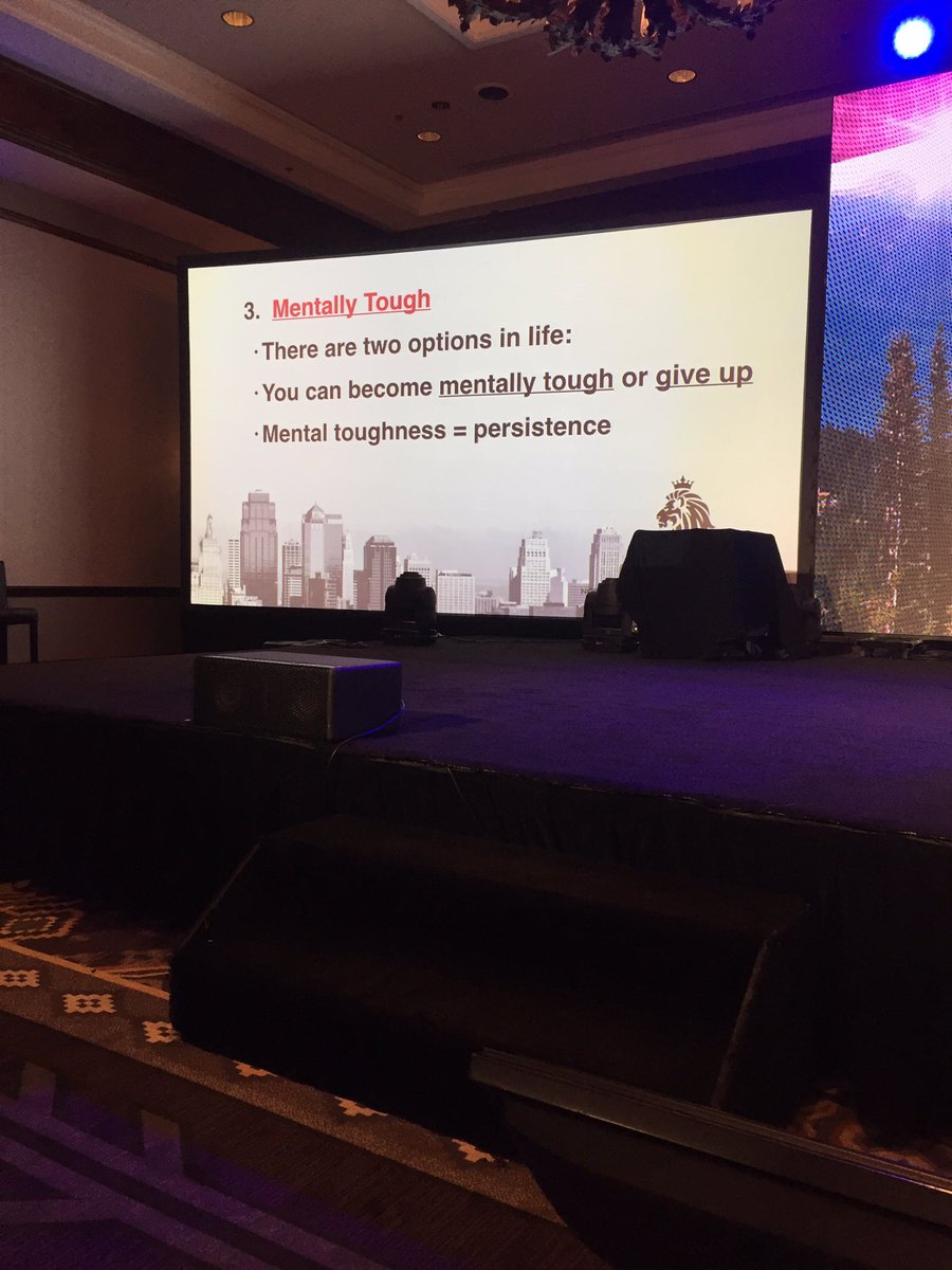 Lucky_Gill's tweet photo. Hang out w/the right ppl &,let go of negatives .Take Risks or be stuck in path of perfection @KenGoodfellow #Activate2016 @remaxwesterncan https://t.co/4b5h0EhuVZ