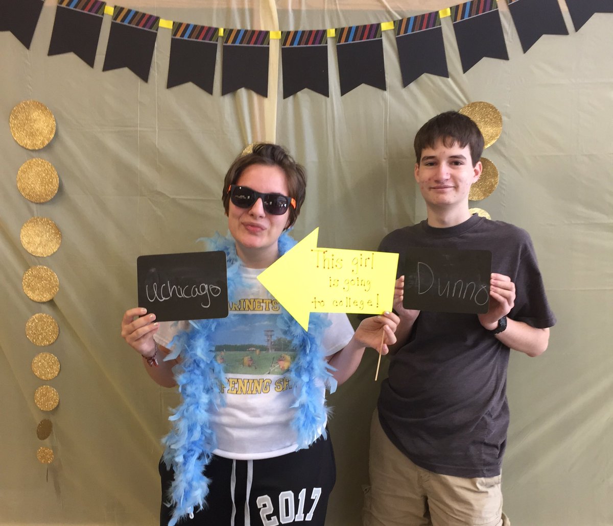 SavageCounselor's tweet photo. Our Students dream big!!!#ApplyweekSHS https://t.co/HeneCZgA3p
