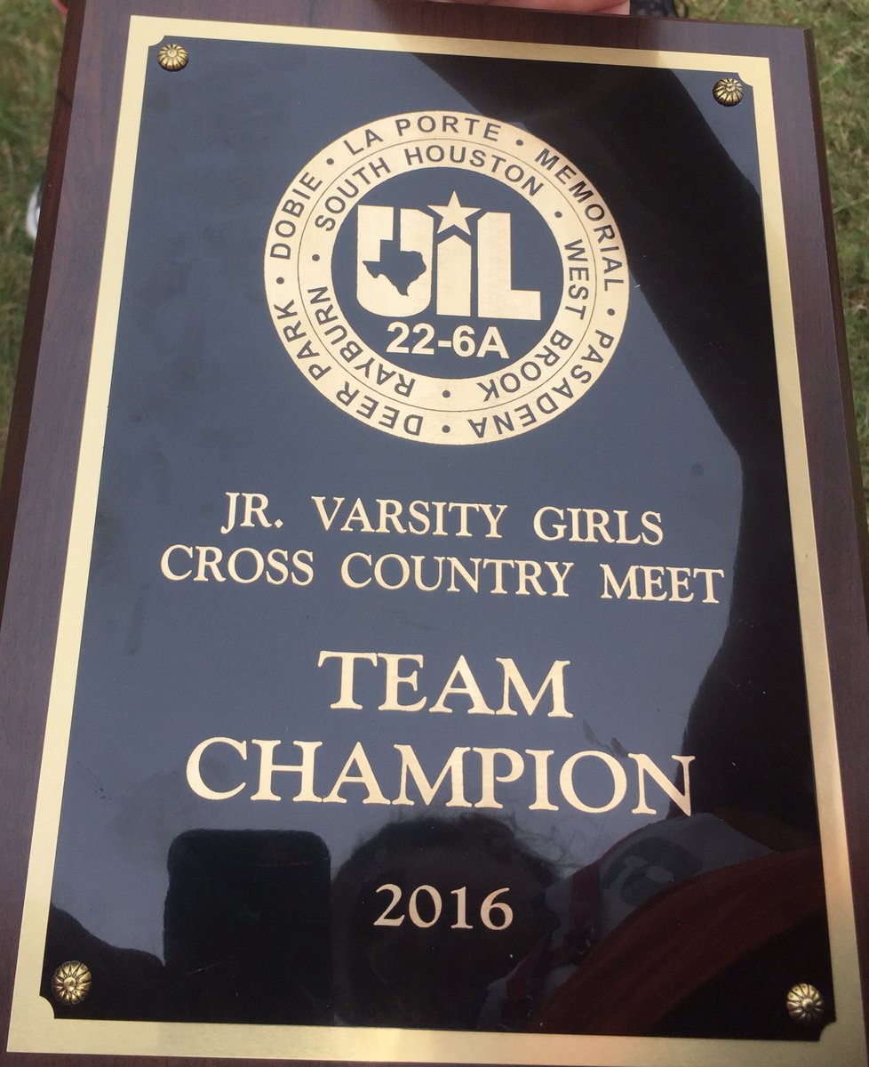 LaPorteRunning's tweet photo. tradition didn't stop this year for the varsity and JV girls! #District2016 #20yearsandcounting https://t.co/cV8Dcbo8cw