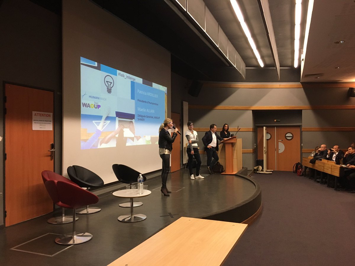YannickJarlaud's tweet image. @Humaninnov @Waoup lance le #lab_interge @PatArdillier @maelle_allain remercient les 250 acteurs du sens et du bien-être en entreprise!