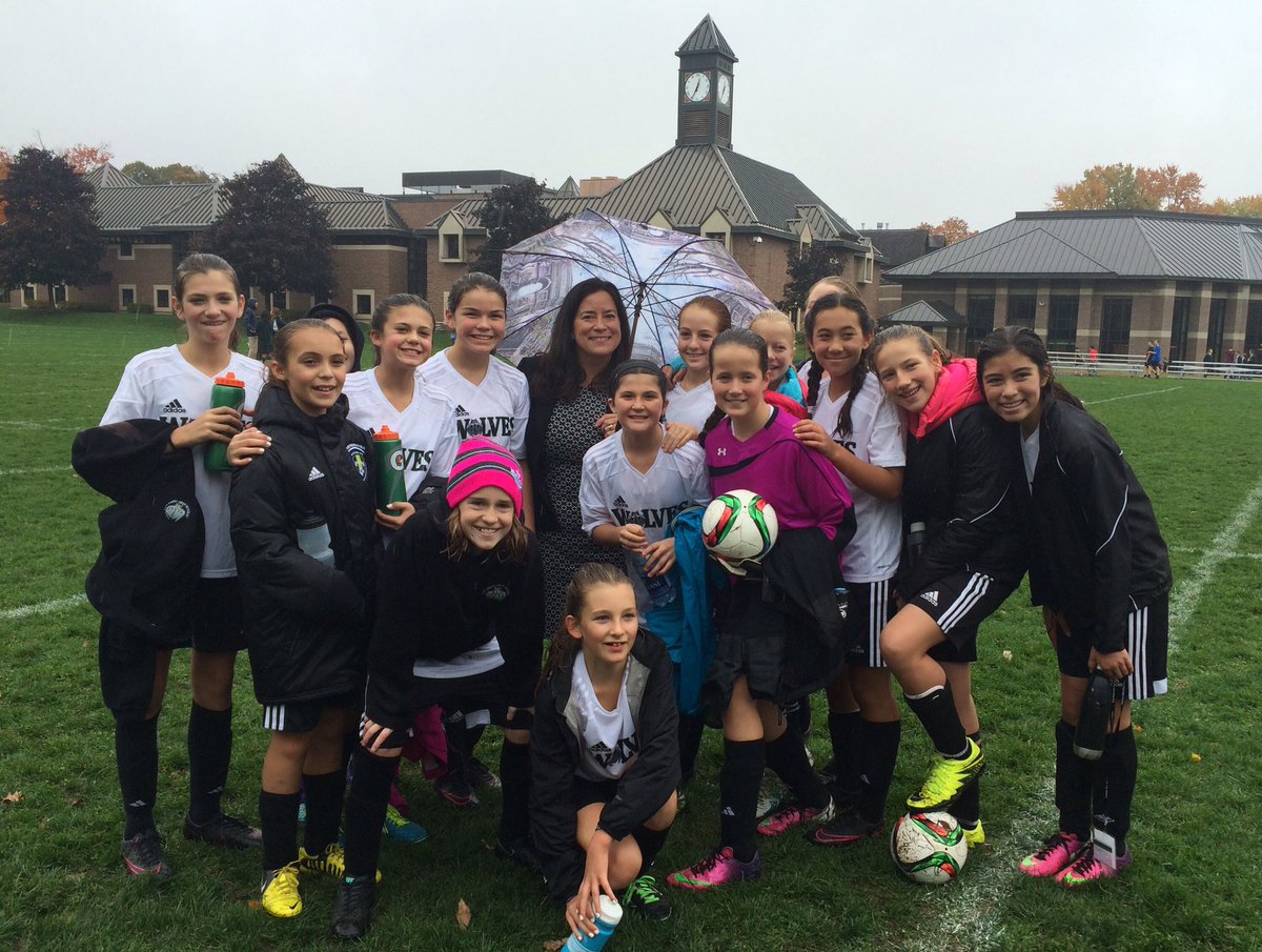 Puglaas's tweet image. Nice 2 stop by @ lunch today to watch Kady &amp;amp; the Wolves play soccer at @ashburycollege-Go Wolves Go! Welcome 2 the capital girls @wpgadotca