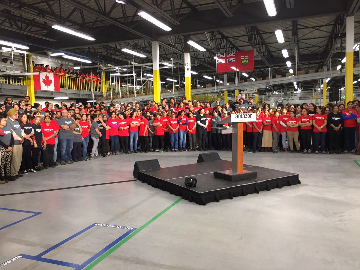 Amazon Policy on Twitter: "We're thrilled to be w/ PM @JustinTrudeau to announce the opening of ...