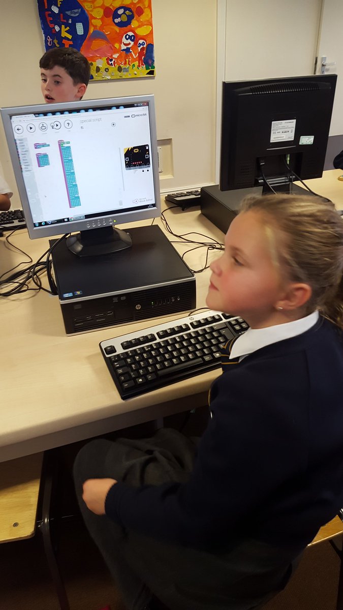 StAndrewsCoE's tweet image. "This is the coolest thing ever!" - Year 4 have enjoyed their Micro:Bit experience @codeweekUK #codeweek2016
