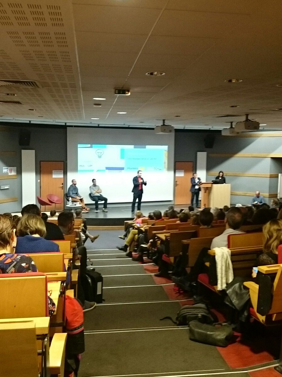 Humaninnov's tweet image. 2eme intervention de @jeremylamri au #lab_interge, CEO de @Monkeytie_jobs et @LeLabRH. Un plaisir de te revoir avec nous !
