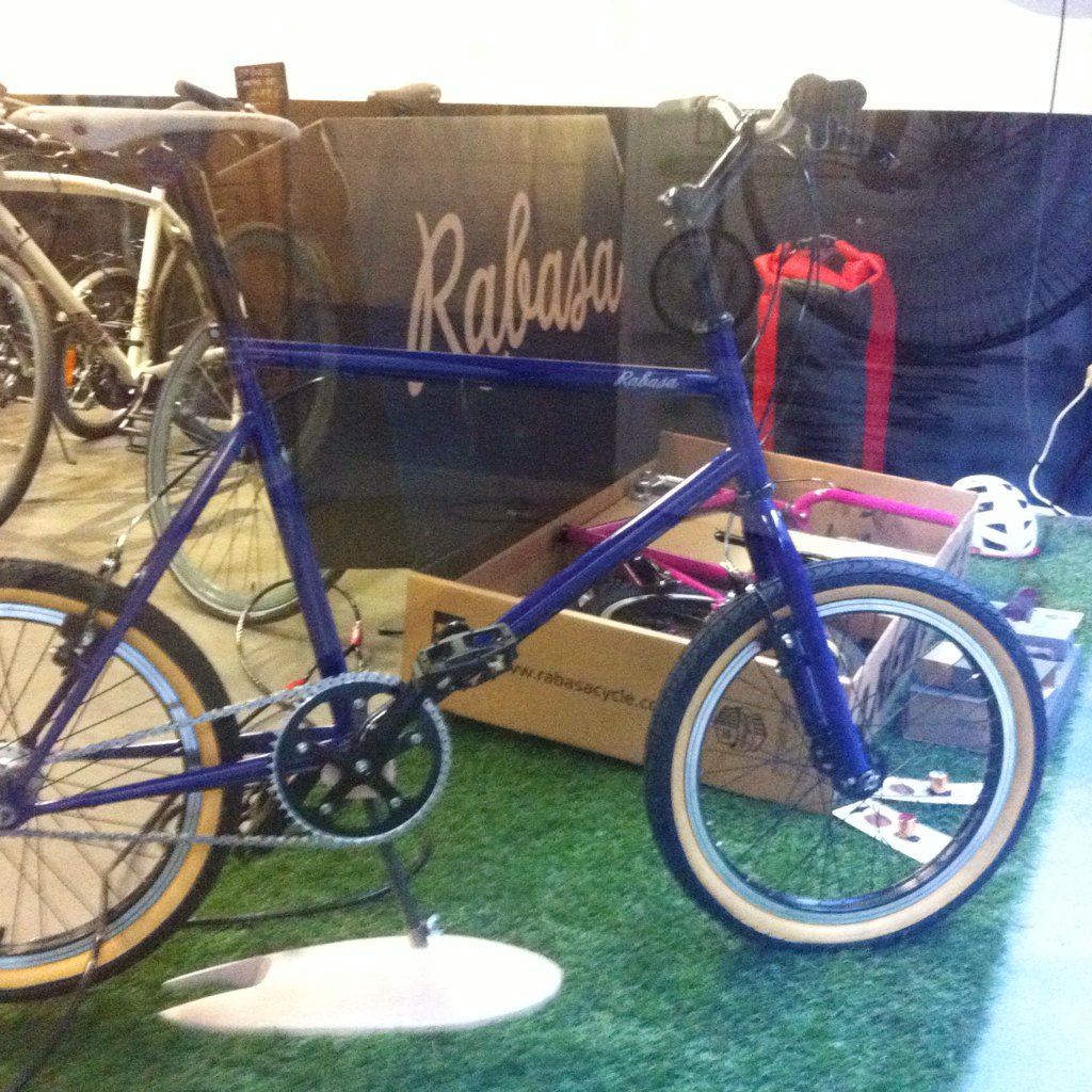 rabasacycle's tweet photo. #RabasaNova a #Gràcia @BikeGracia #urbanbike #minivelo #handmadebike #cycling https://t.co/72e7i3wdU1