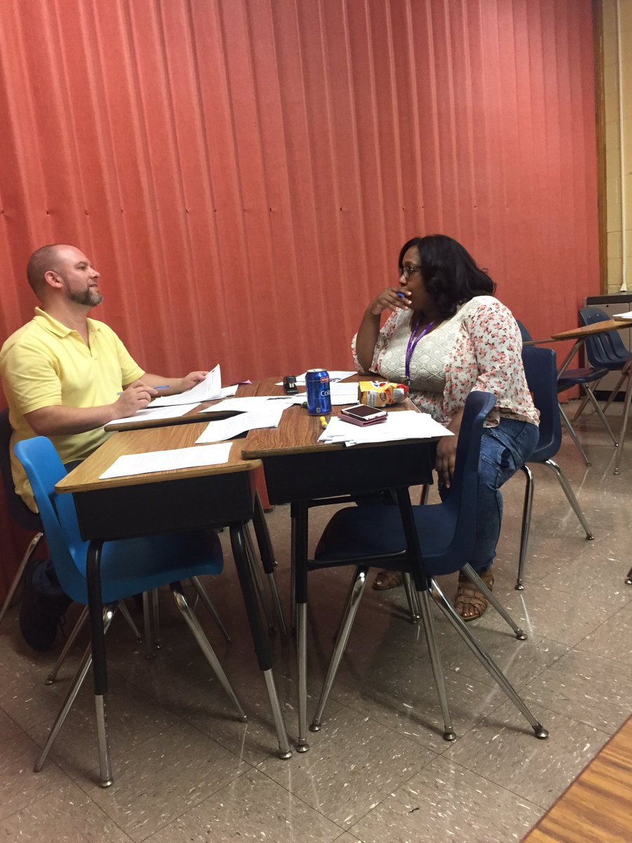 PGCPSLitTeam's tweet photo. Ts scoring and giving Math #literacytask #feedback @principalboone1 @TeachContee #criticallyimportant https://t.co/7yoLXxapuO