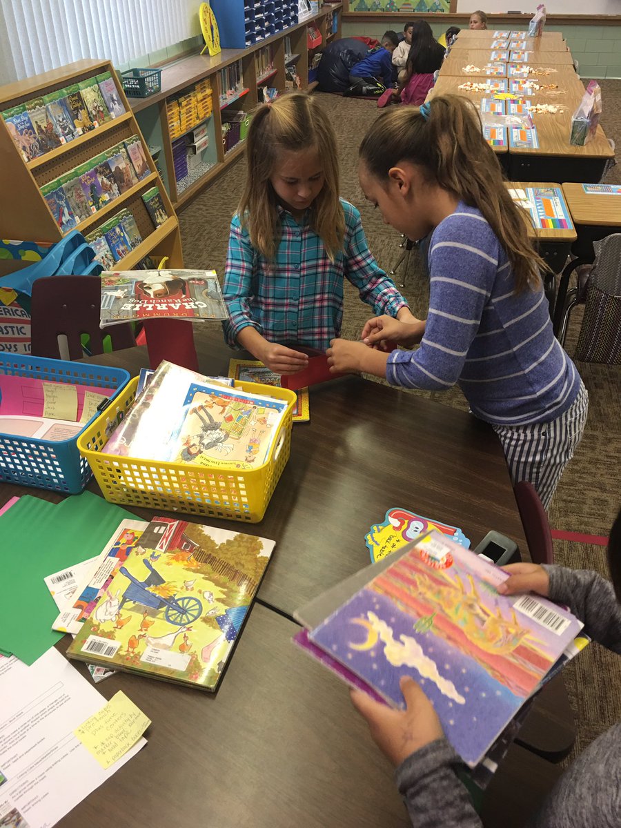 MandyWolff_Rich's tweet photo. Stem Week @JFNorfolk! #npspanthers #plustime https://t.co/HlXh8ByUMa