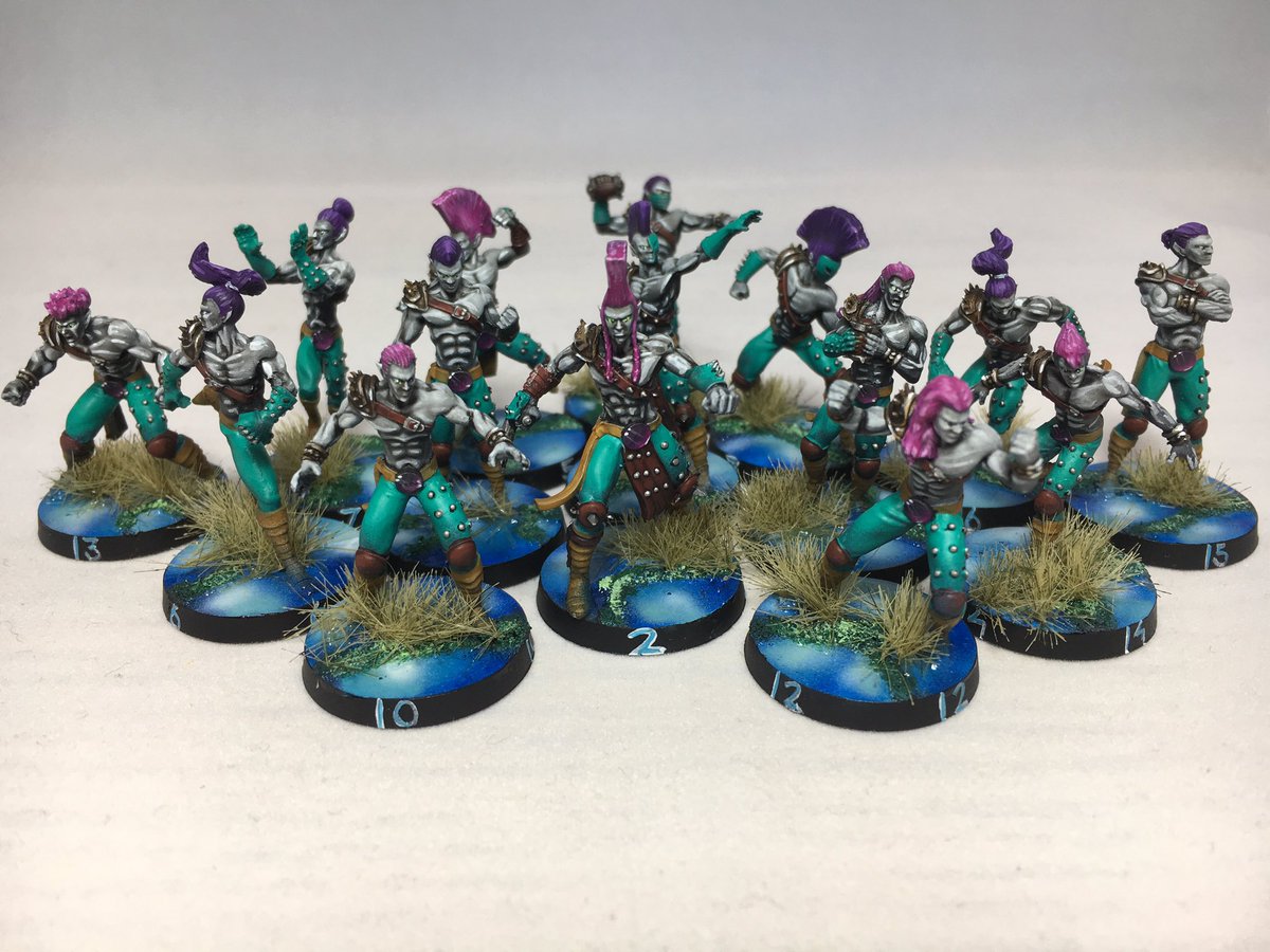 AUnicomb's tweet photo. Wood Elves painted by myself. #BloodBowl #starplayerminiatures #woodelves #wargaming #naf https://t.co/lfxlLchhQR