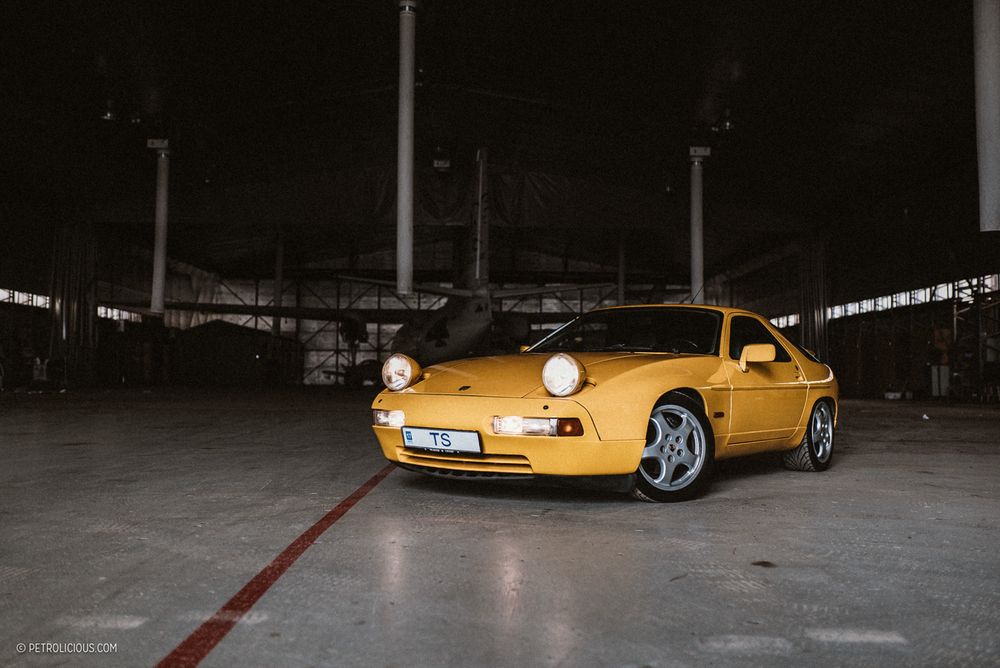 chrialebry's tweet photo. Porsche 928
https://t.co/YSDt7ZMgM3
#chrialebrymagazine #chrialebry https://t.co/ekhZr0F28X