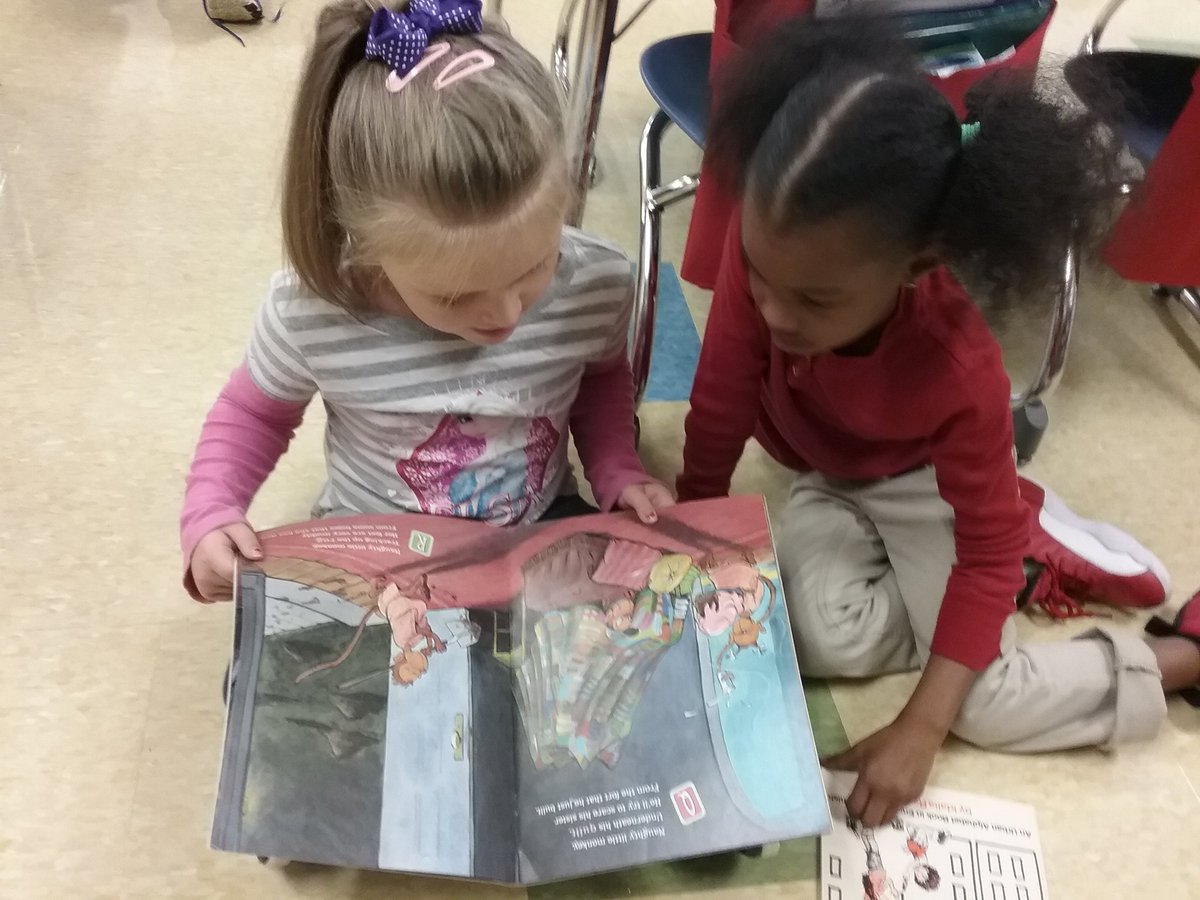 MrsNicoKdg's tweet photo. Partner reading with our friends from Ms. Buchheit's class! So much fun! #Wtkdg #WeLoveToRead #NoSubNoProblem https://t.co/8qrGEtPrT9