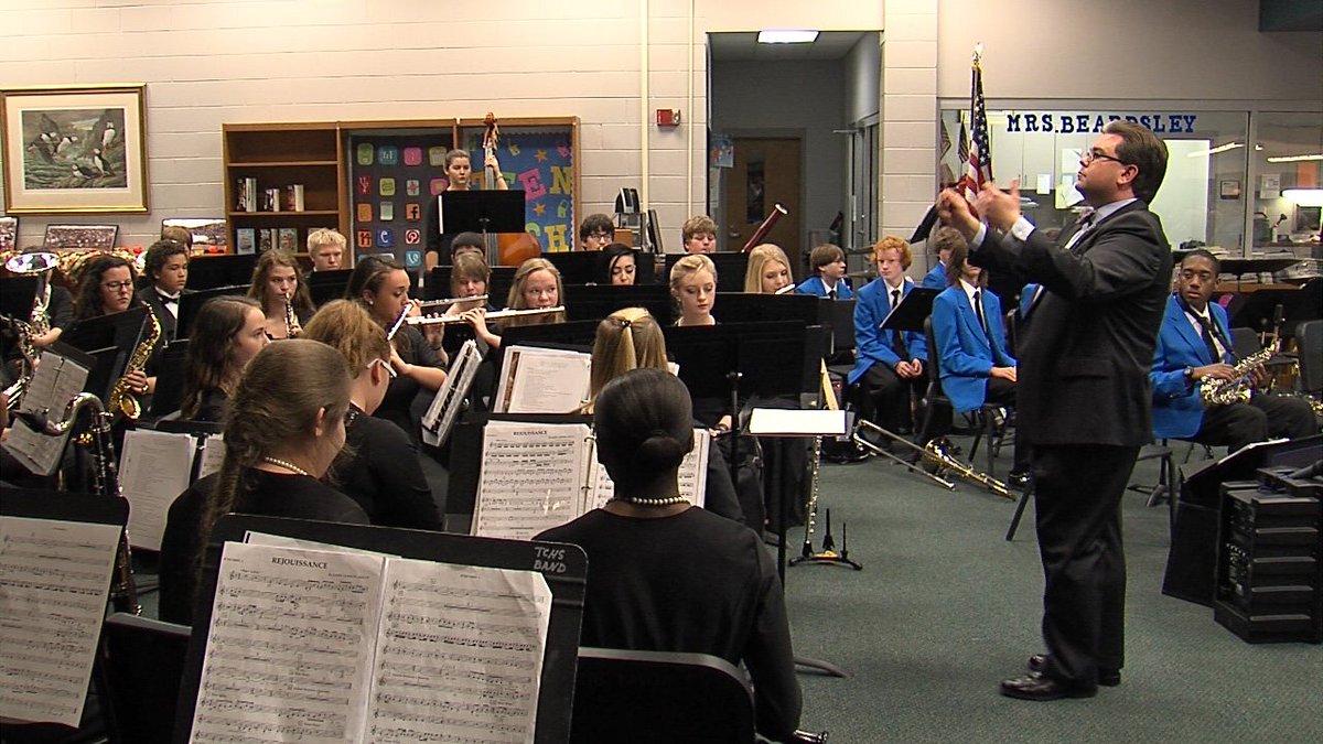 abc3340's tweet photo. Congrats, @CountyHighBand! #Tuscaloosa County High School Band invited to take part in the London New Year's Day Parade @Lnydp https://t.co/GaV9UhzVQl
