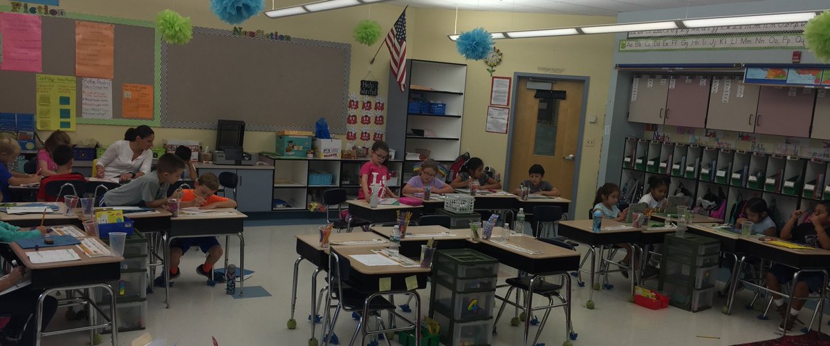 Kay_Adelphia's tweet photo. Ms. Kay's Second Graders hard at work during Math Workshop!
#Leadersinmath https://t.co/5fu26leh9a