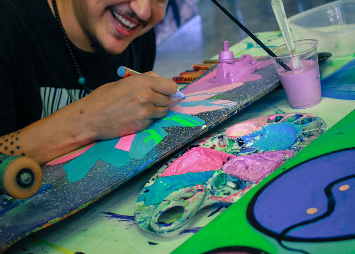 SKETCHToronto's tweet photo. Skratch adding more to his custom #skateboard #deck #designs. If only skating it wouldn't ruin the graphic... https://t.co/3JSIKhYADl