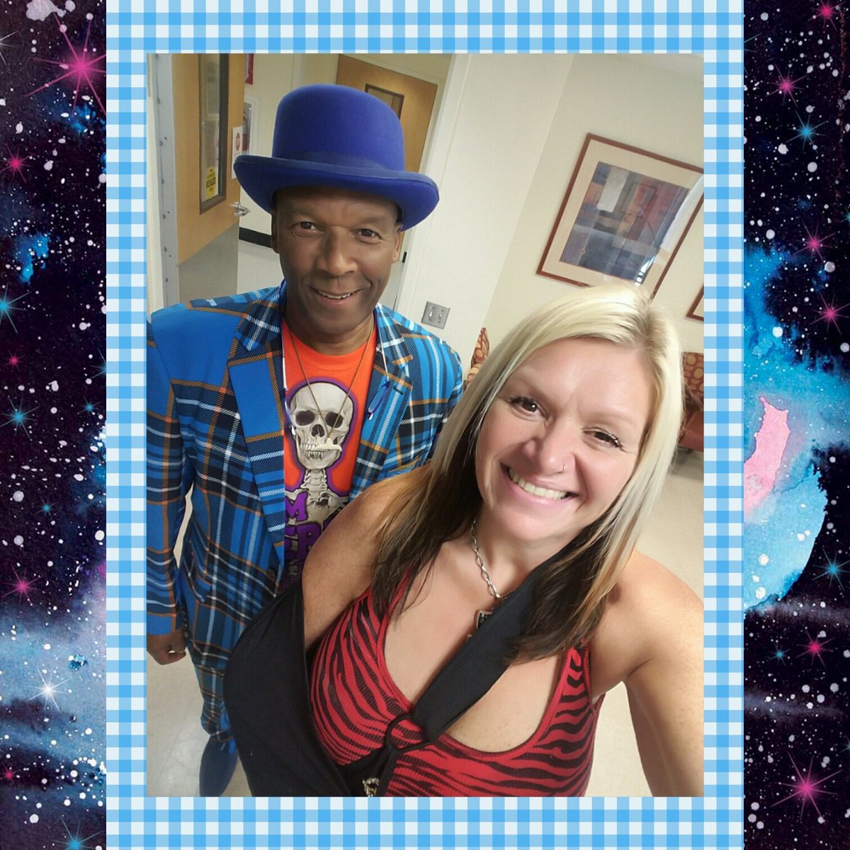 royleen_radrz's tweet image. ***THE PEOPLE I MEET***
BLUE PLAID SUIT, SHOES AND HAT!
#Pictureplease #peopleimeet #pimpstyle