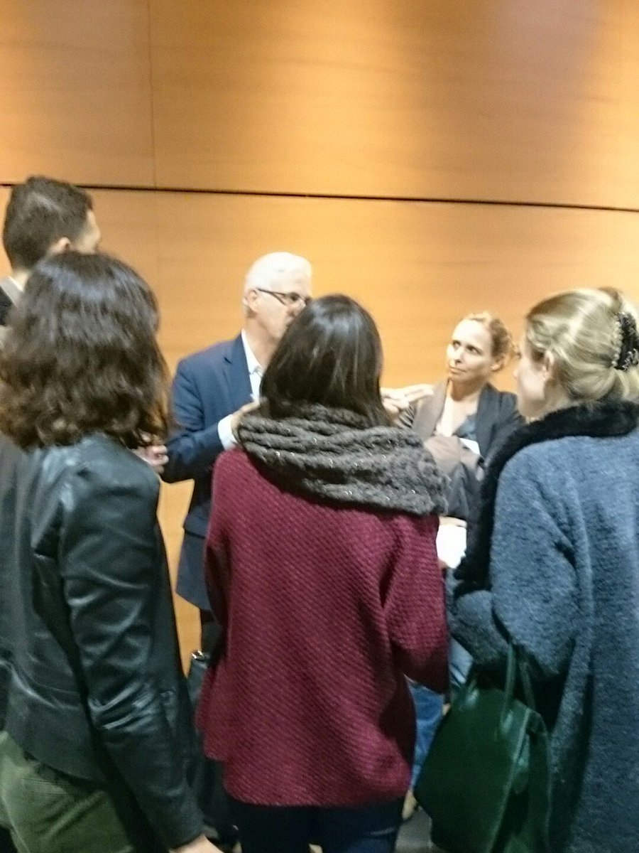 labinterge's tweet image. Aucun repis pour @Pmargouarch, qui passionne les foules ! Merci pour votre disponibilité ! 😊 #lab_interge