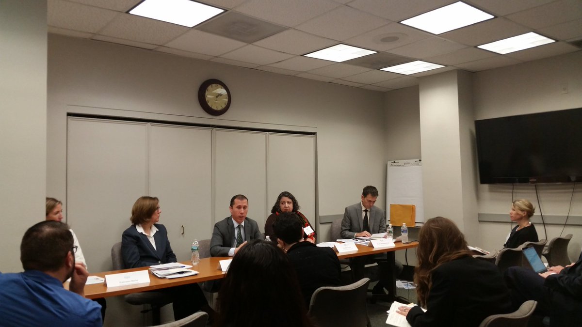 US_EDA's tweet photo. .@CommerceGov, @TradeGov , @SelectUSA, &amp; Grt Portland Council of Gov't discuss support for international trade, investment. #IMCPSummit2016 https://t.co/y15xEJrluX