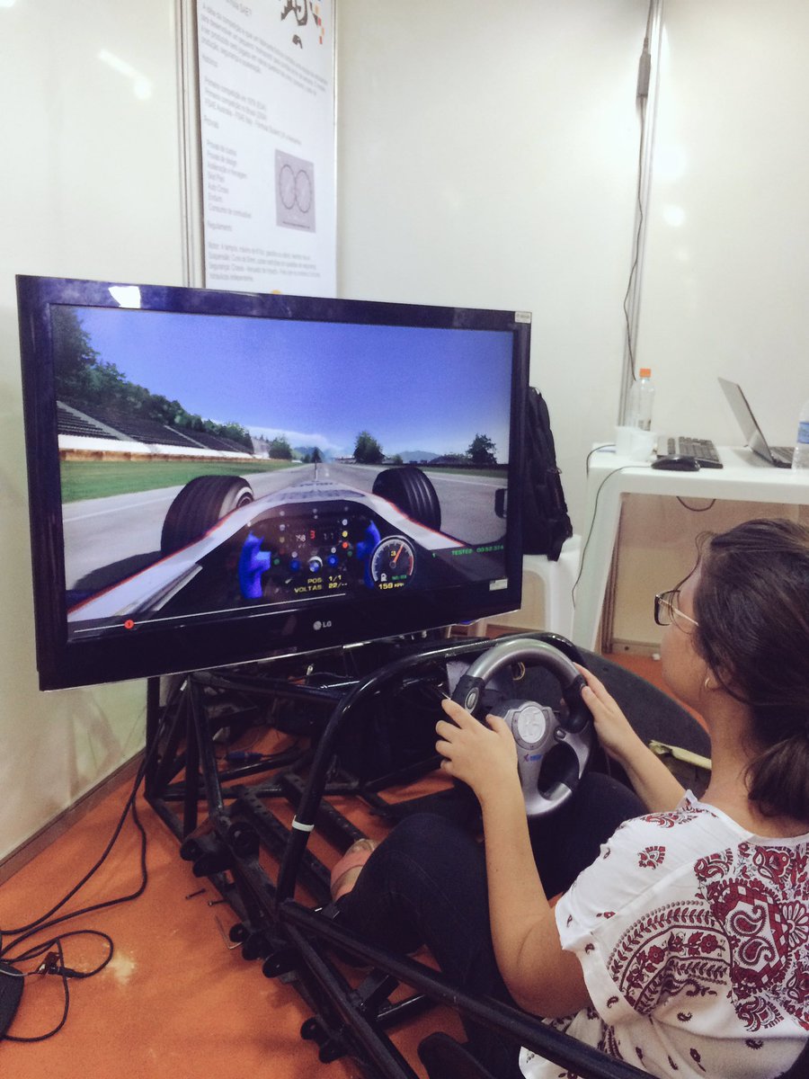 rafastii's tweet photo. #formulaufsc #sepex #simulador https://t.co/PdI6qhN4Ir