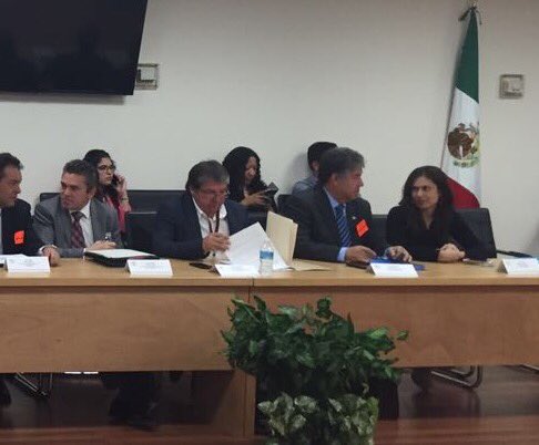 aguagobgente's tweet photo. @gobiernogto participa en la renovación de la #ANAAE, y negocia con la #COMARNAT presupuesto Federal para proyectos ambientales 2017 https://t.co/wQVMhz36s0