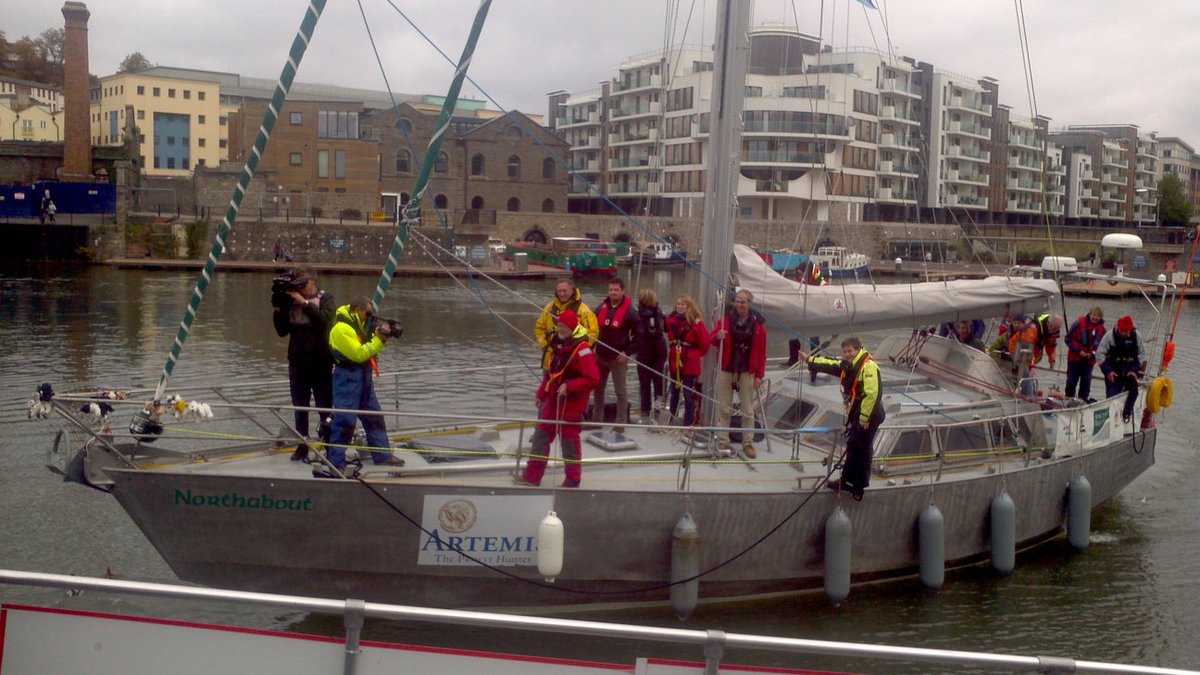 GreatWhiteCon's tweet photo. #Northabout arrives back in #Bristol, with plenty of cameras watching. Conditions today were a lot less challenging than in the #Arctic! https://t.co/BxDnEjy6Yz