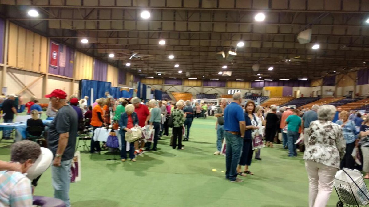 TNKidney's tweet image. What a great #kidneyscreening at @tennesseetech! @TNKidney screened more than 50 senior &amp;amp; helped identify several at risk for #KidneyDisease