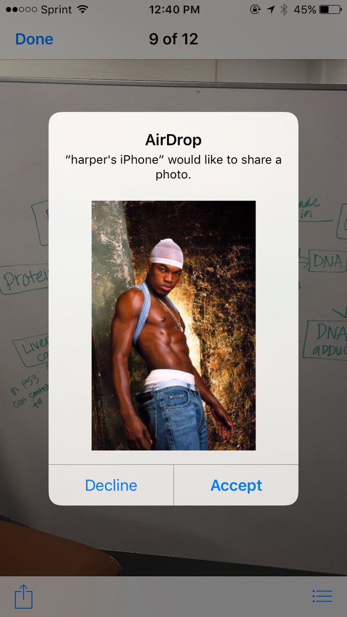 valeriaeescobar's tweet photo. don't leave your airdrop on at the library https://t.co/GFk2O2AoyY
