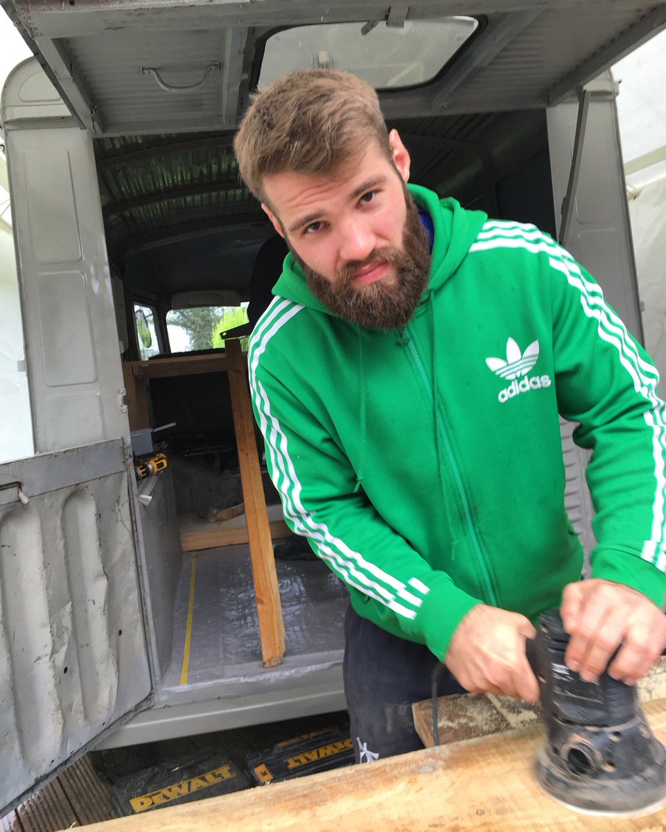 #tbt 😂 old photos of the van build reminds us just how fun the whole process was! I didn't look too impressed #sawdustinbeard #mobilebar