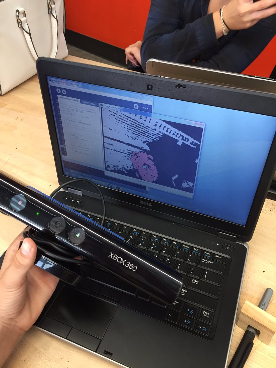 Raymond_hthcv's tweet photo. Connected the kinnect to the our laptop and editing it with our code ! very interesting! #EngineeringHTHCV https://t.co/lSJTkr9mex