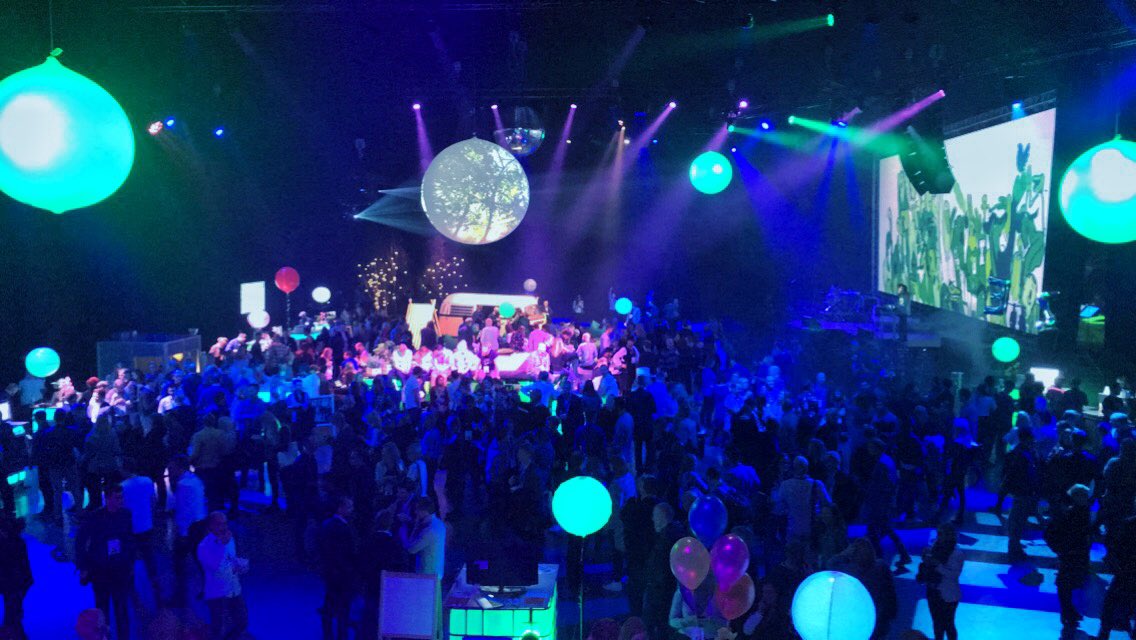 AnnaValbjoer's tweet photo. Masse bra input på #webdagene 😀 https://t.co/Zn6YmVLc4T