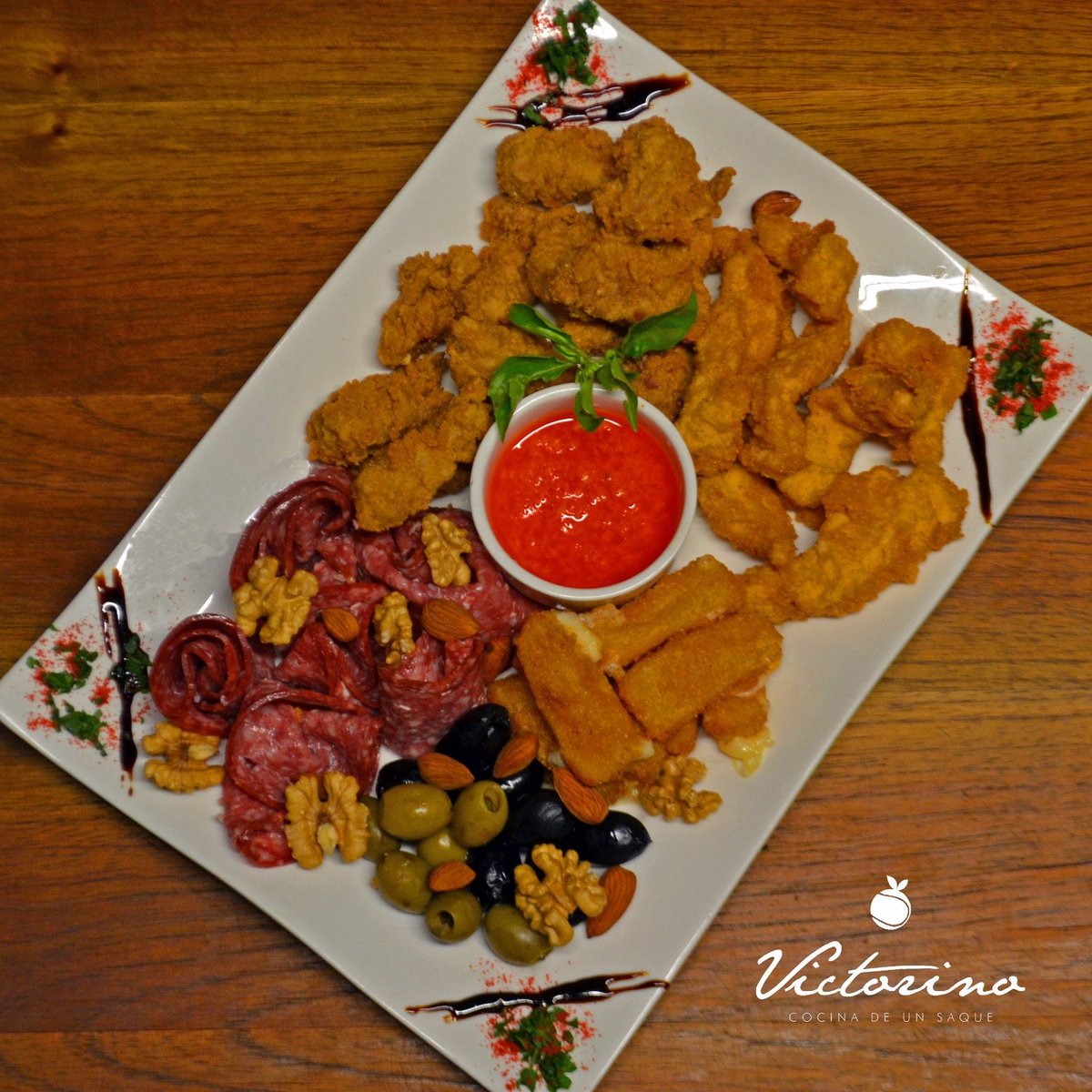 VictorinoPy's tweet photo. Después de la Oficina o en la Cena lo esperamos con Picadas para disfrutar con amigos #VictorinoPy #Picadas Reservas al 612-612 https://t.co/Y252ghKiGM