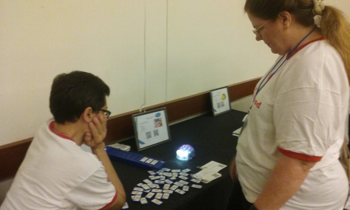 etecpark's tweet photo. Learning about Orientation with Blue-bots and @glovely #SOTF2016 #ECPlayground https://t.co/ELNGP7qGYM