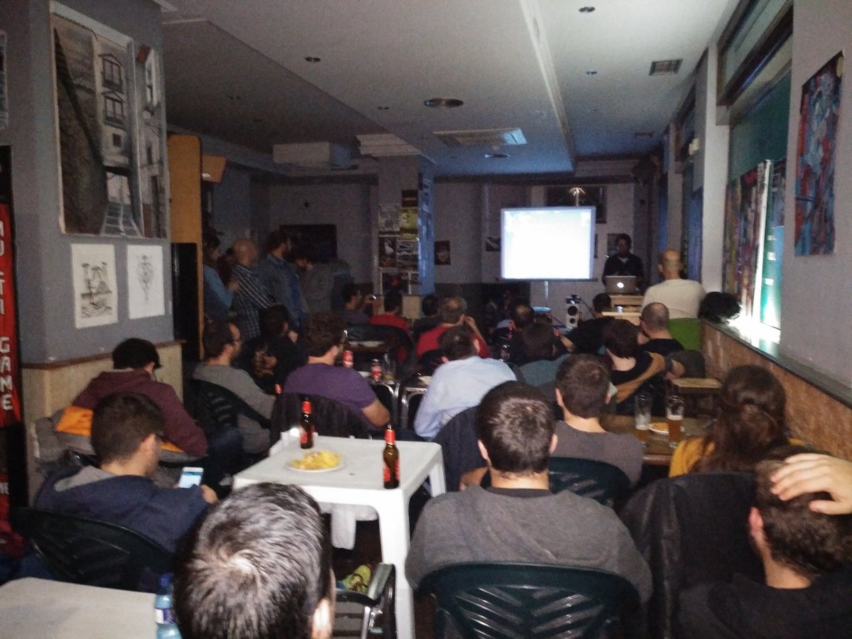 BlankSpaceDev's tweet photo. Todo un éxito la primera Code Tavern! Muchas gracias a todos por asistir. Os esperamos en la próxima! #codetavernAB #blankspacedevAB https://t.co/1f352AvZIU