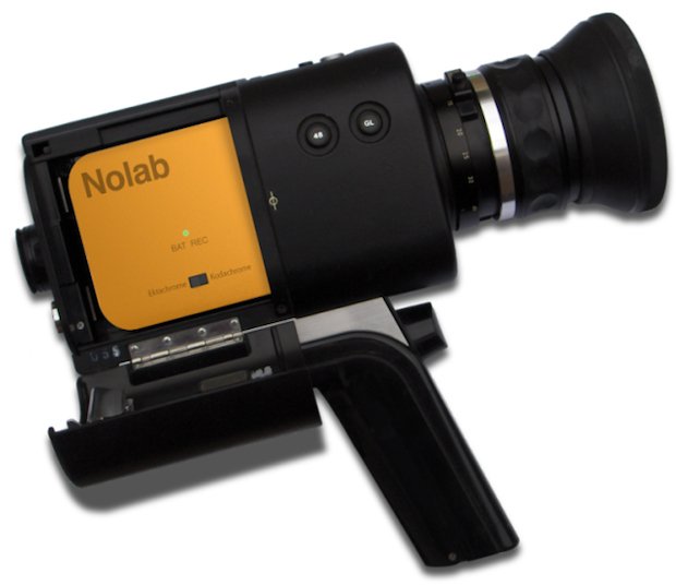 Restinguser_04's tweet image. The 1965 Super 8 film by Eastman Kodak.  #ThrowBackTechnology. #SABCNetwork on #SABCNews at 19:30 on Sunday.