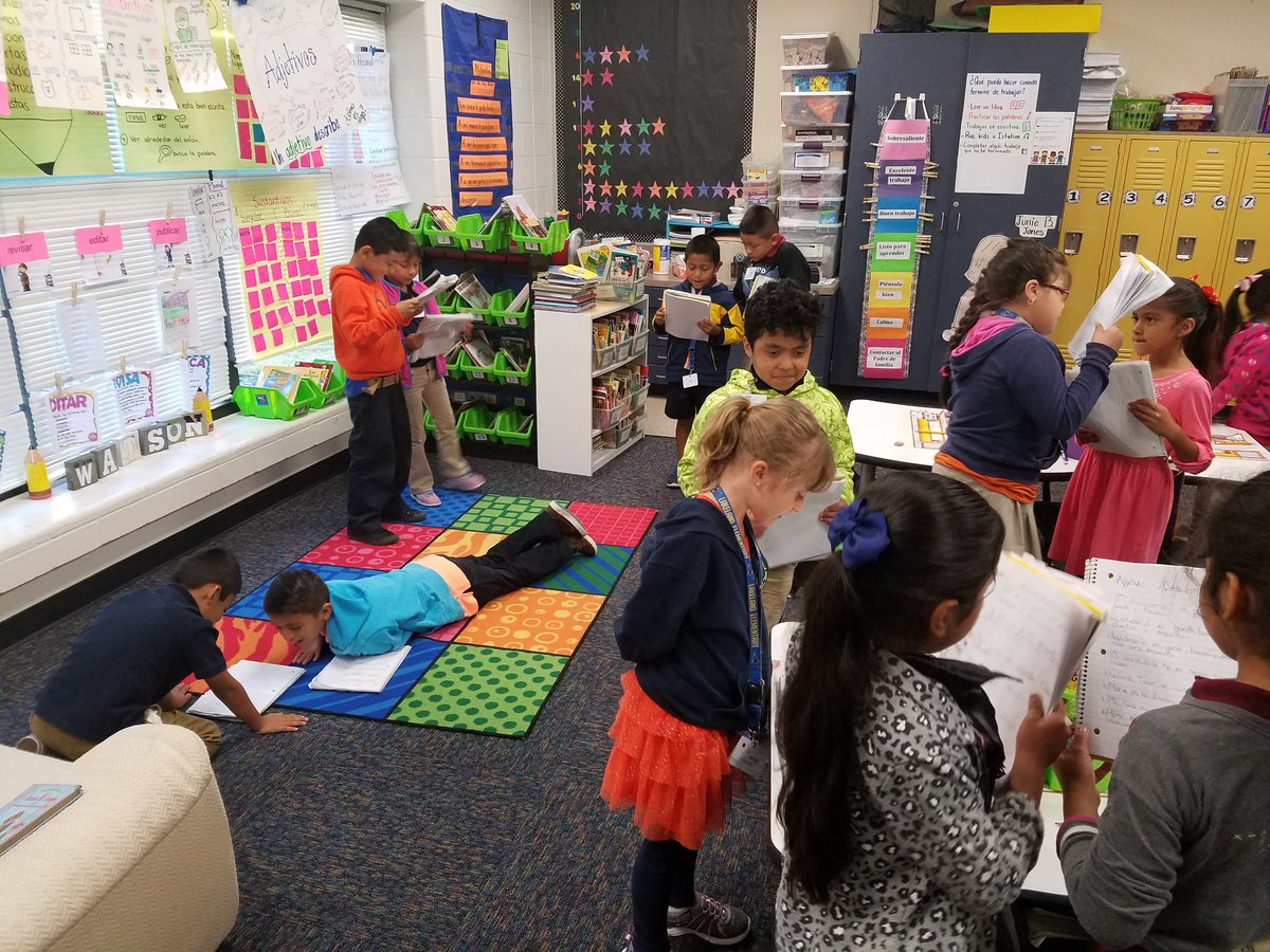 krn_watson's tweet photo. We love to share!๐ค #walkandtalk #watsonsclass #secondwrites #usingadjectives @LakelandES https://t.co/vx5ULP2OS3