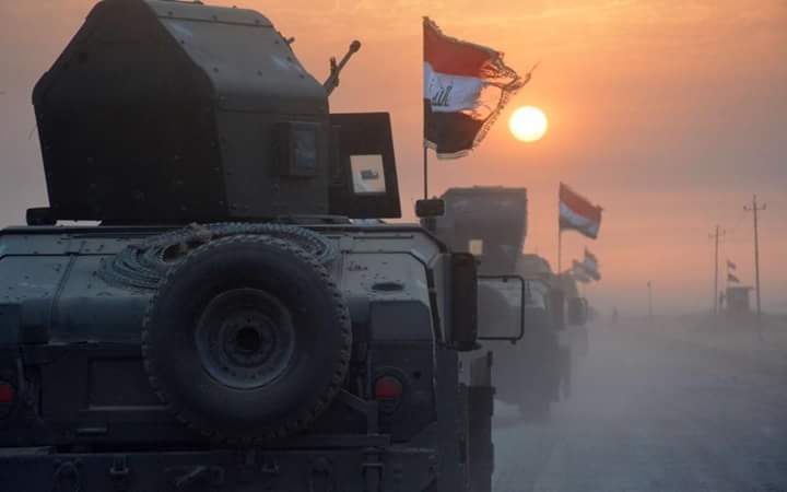 أنتَ ما تدري .. علمودك حفر خاصرتي النطاق !!
يا وطن لو تدري بيه !
چا تسميني #العراق  .. 

#Iraqi_Army