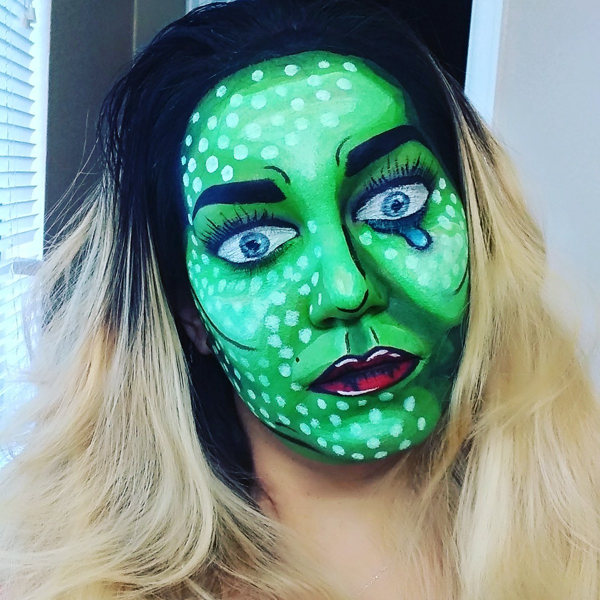NikiMontez's tweet photo. 1st time using paints and doing PopArt Need more practice. Recreation of #jordanhanz @JordanHanz thank u for being an inspiration #mehron https://t.co/2Sbug9uVjg
