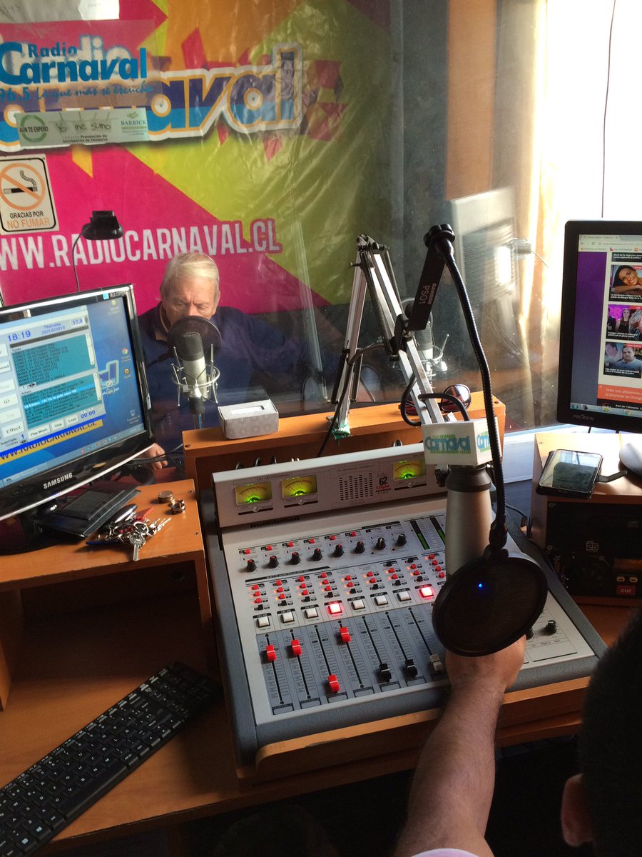 Ahora Daniel Adaro en vivo en <a href="/RadioCarnavalFM/">Radio Carnaval FM</a> #Antofagasta