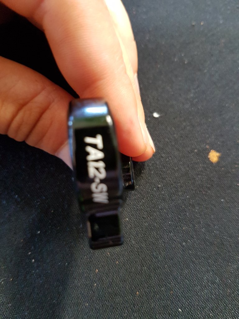 I need some help, any of you guys in #Maui have a derailleur hanger for a 2017 scott scale? There is a bounty on this, please RT #XTerraMaui