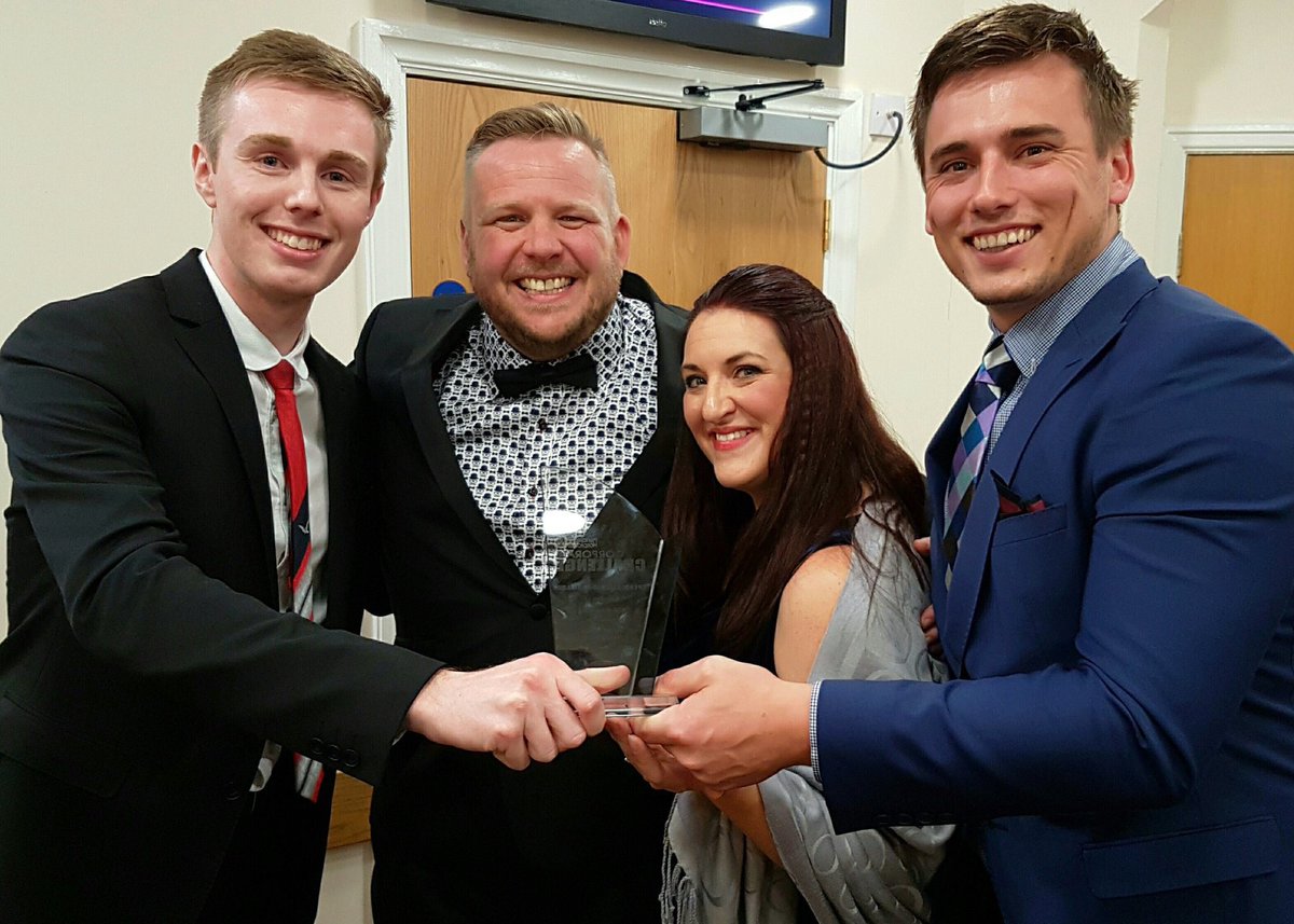 Overwhelmed <a href="/PendlesideHosp/">Pendleside Hospice</a> #PendlesideCorp awards tonight over £85k raised. Well done to champions <a href="/PettysEstAgents/">PettyReal</a> &amp; @Plus24Marketing