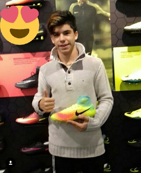 federicocaffo_'s tweet photo. #scarpebellissime https://t.co/FIqRrH0Bq8