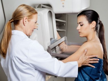 Overdiagnosis? Researchers Says Ability to Detect Smaller #BreastCancer Tumors Carries Its Own Risks. #AAFP  ow.ly/l03r305nRFQ