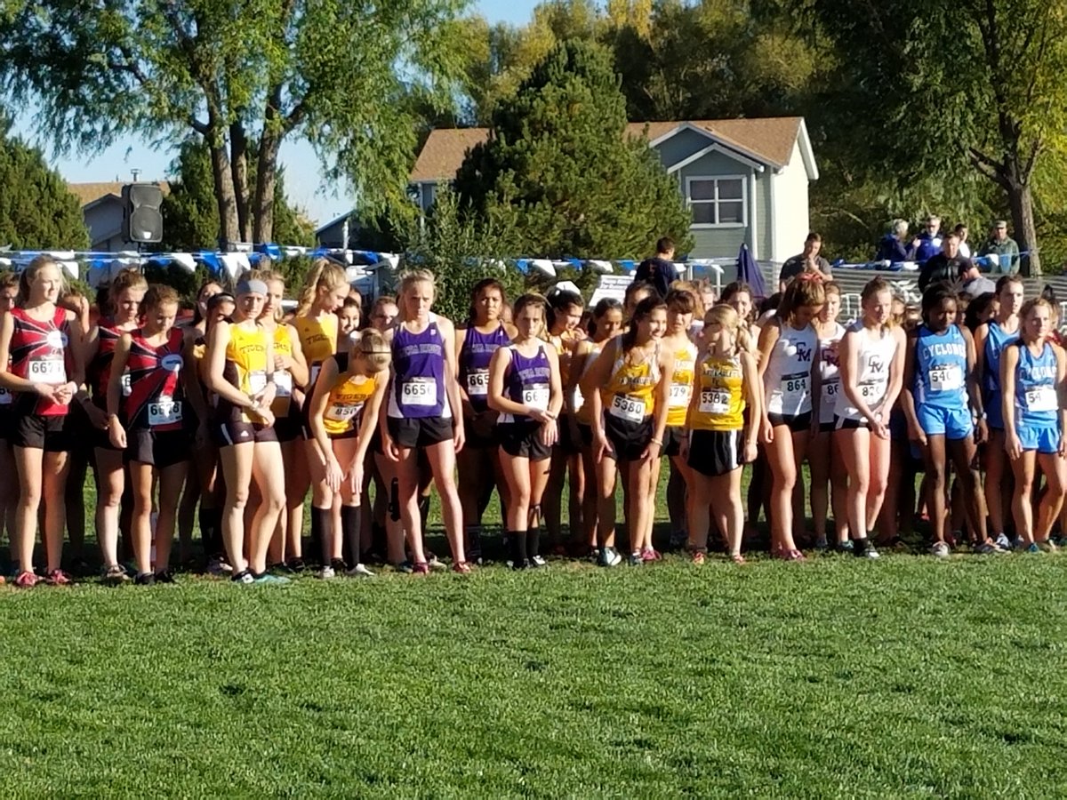 MRHSGRIZZLIES's tweet photo. Girls are off and running at Class 4A Region 5! Lets go Grizzlies! #GrizzlyNation #mrhsxc https://t.co/Opr9z052T3