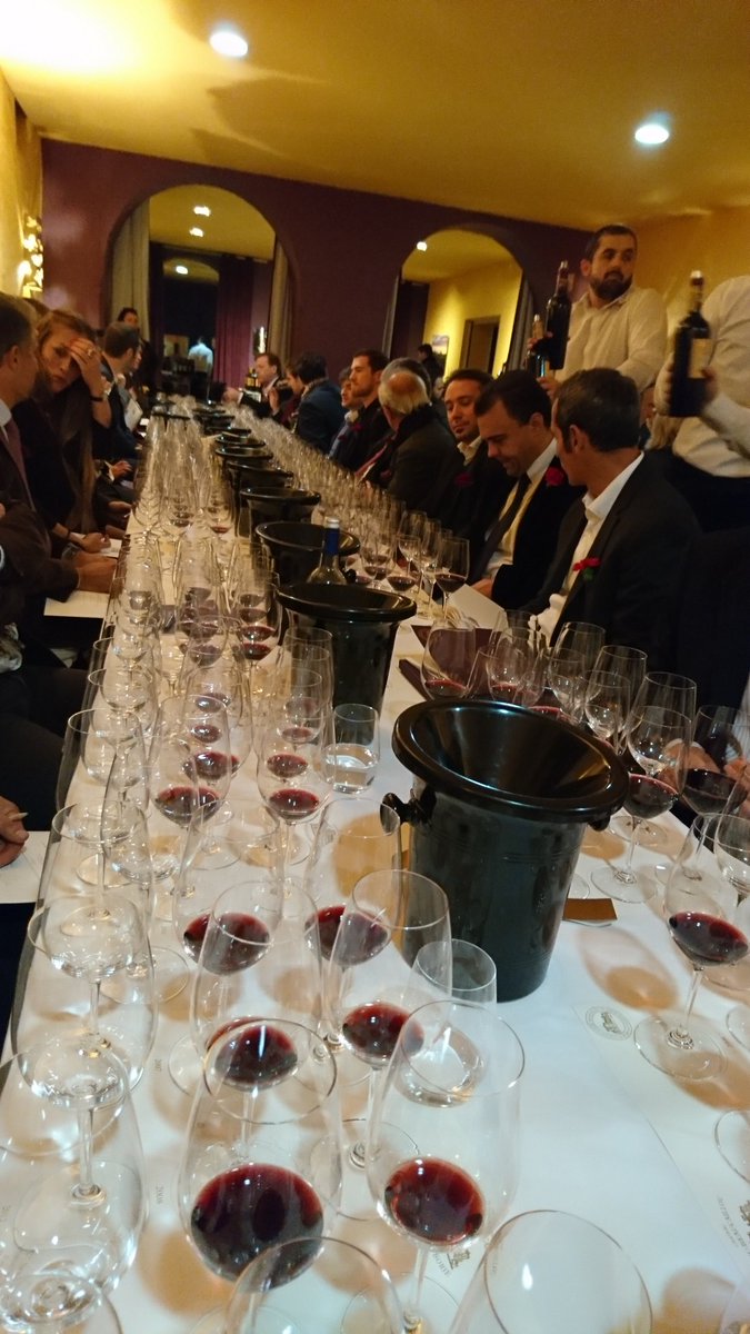 CatLambert33's tweet photo. Amazing tasting &amp; dinner tonight ! Thanks @DucruB ! #fabulous #SaintJulien #wines #DucruBeaucaillou https://t.co/7jbWKVMC6F