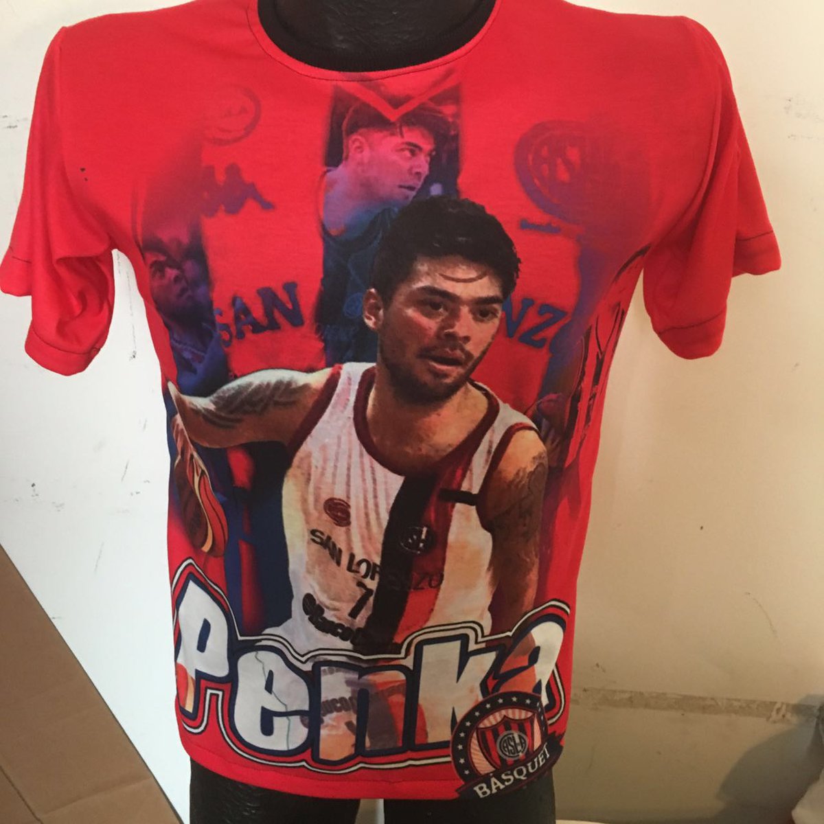facebook.com/Basket-t-shirt…
Nicolas "penka"Aguirre 
#Pickandroll