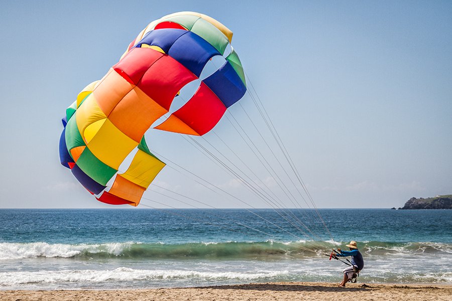 REDUARDOORTIZM's tweet photo. #parachute #beach #fun #travel #windy #mexico #estoeshacerfoto #canonmexicana #canonusa #eos7d #tamronusa #tamron #makephoto #teamcanon https://t.co/F5stQuggH2