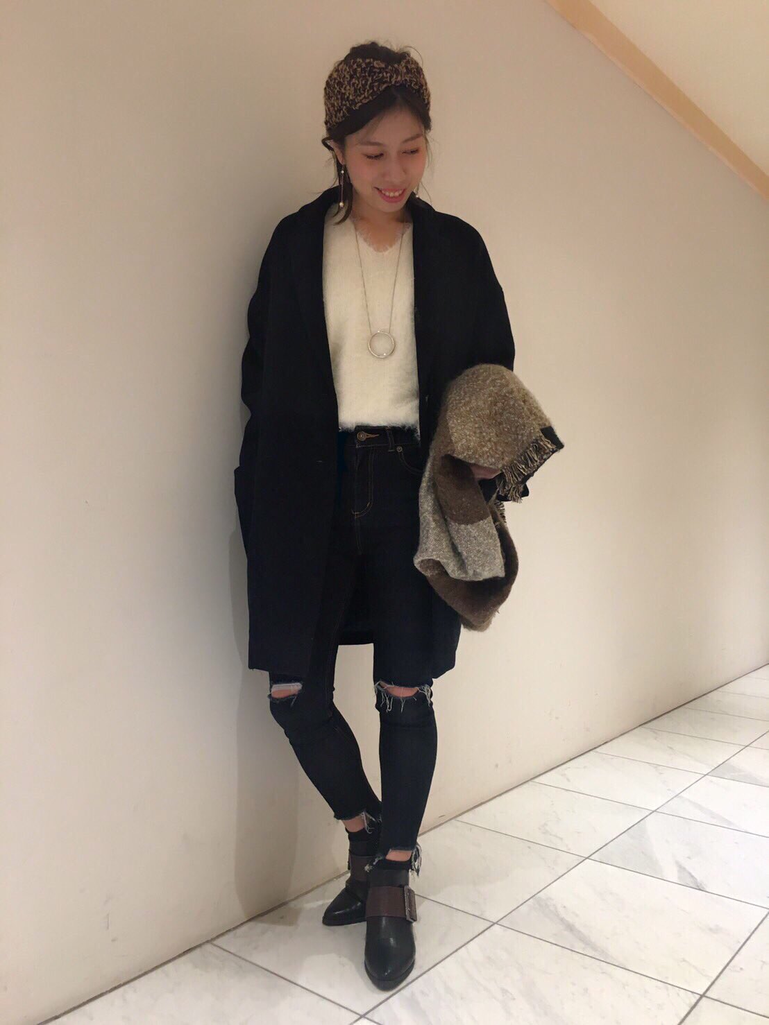 Jeanasis天王寺ミオ店 Pa Twitter オーストラリアウールチェスターコート 13 500 Tax 丸みのあるコクーンシルエットが可愛らしいチェスターコートです ドロップショルダーになっているので 中に着込んで頂きやすいです スキニー合わせのシンプルな