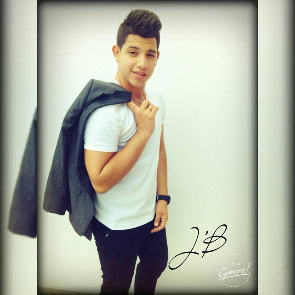 con_propio's tweet photo. Hola Buenas Noches https://t.co/EaWNwq3whQ